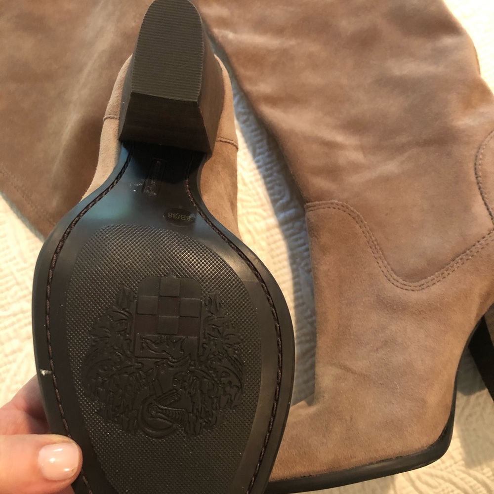 Boots - Picture 2 of 3